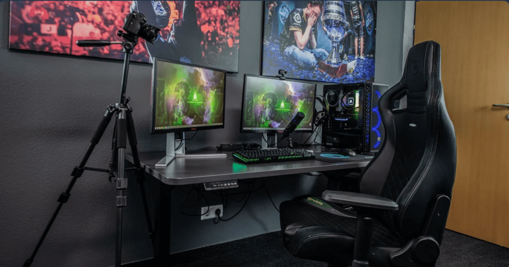 game streaming chair multiple screens